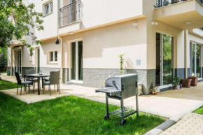 Garden Apartment Fichoza 2 - 80m from the sea